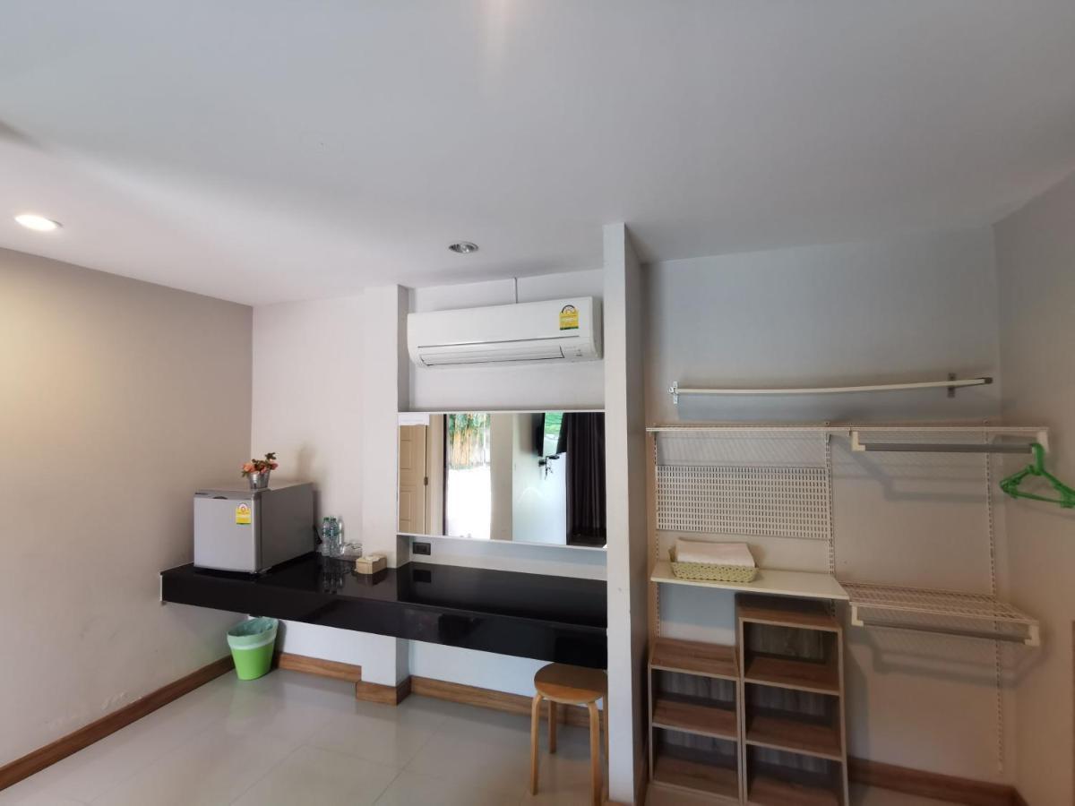 Smile Resort Sriracha Si Racha Exterior foto